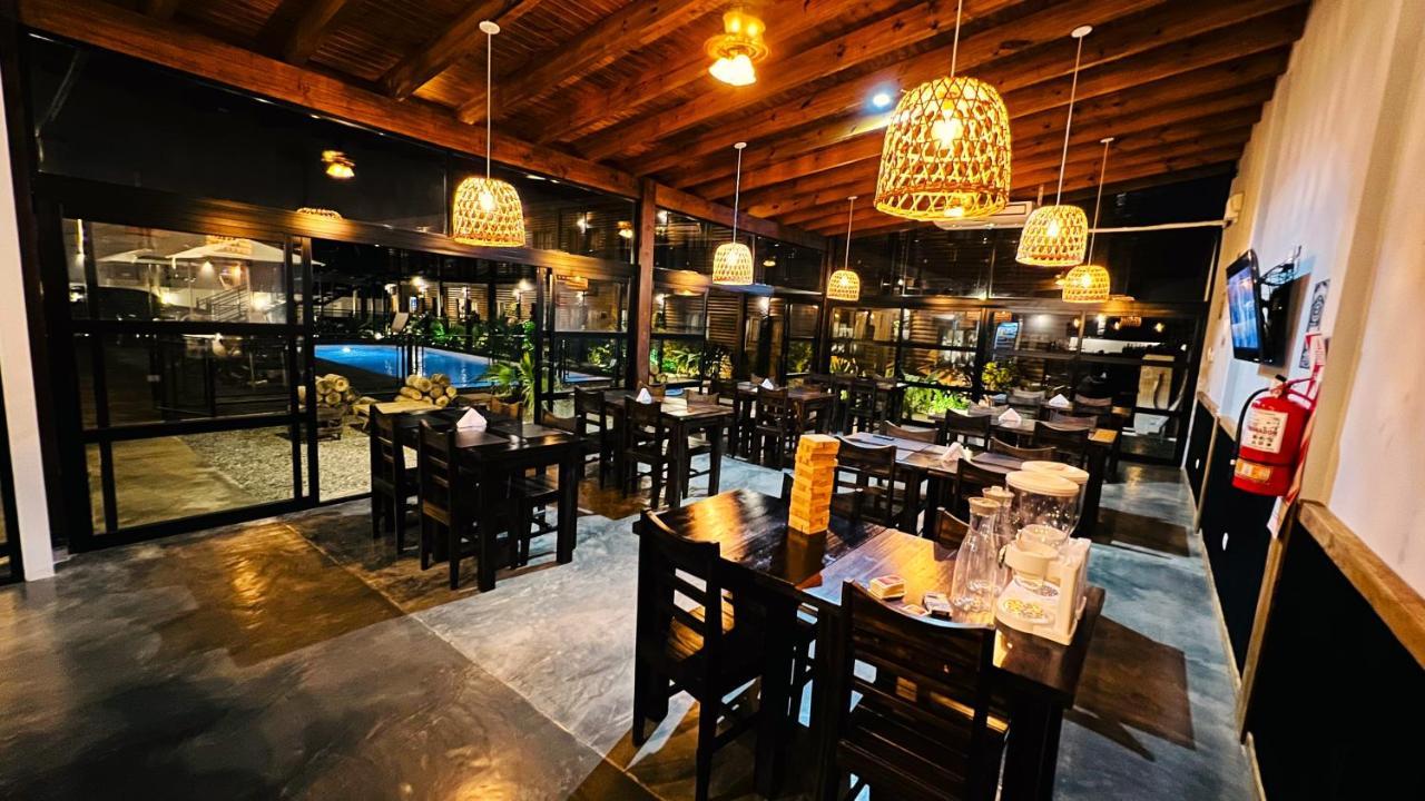Hotel Alma Pura Puerto Iguazú Extérieur photo
